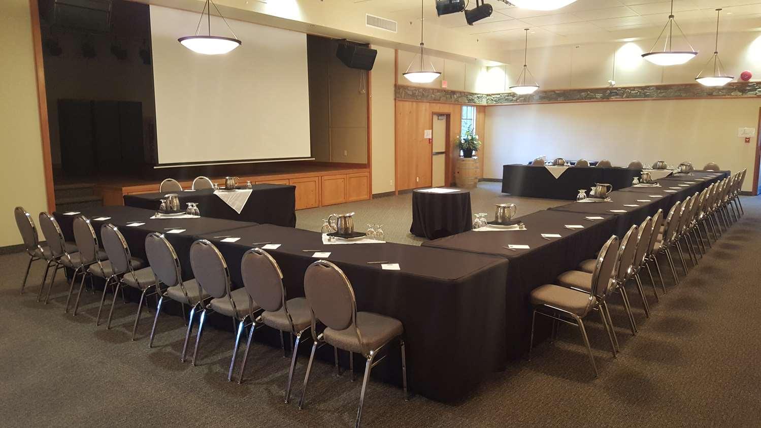 Prestige Hudson Bay Lodge & Conference Centre, Worldhotels Crafted Collection Smithers Luaran gambar